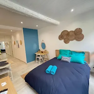  Apartment Spacieux Loft Coeur Vieux France