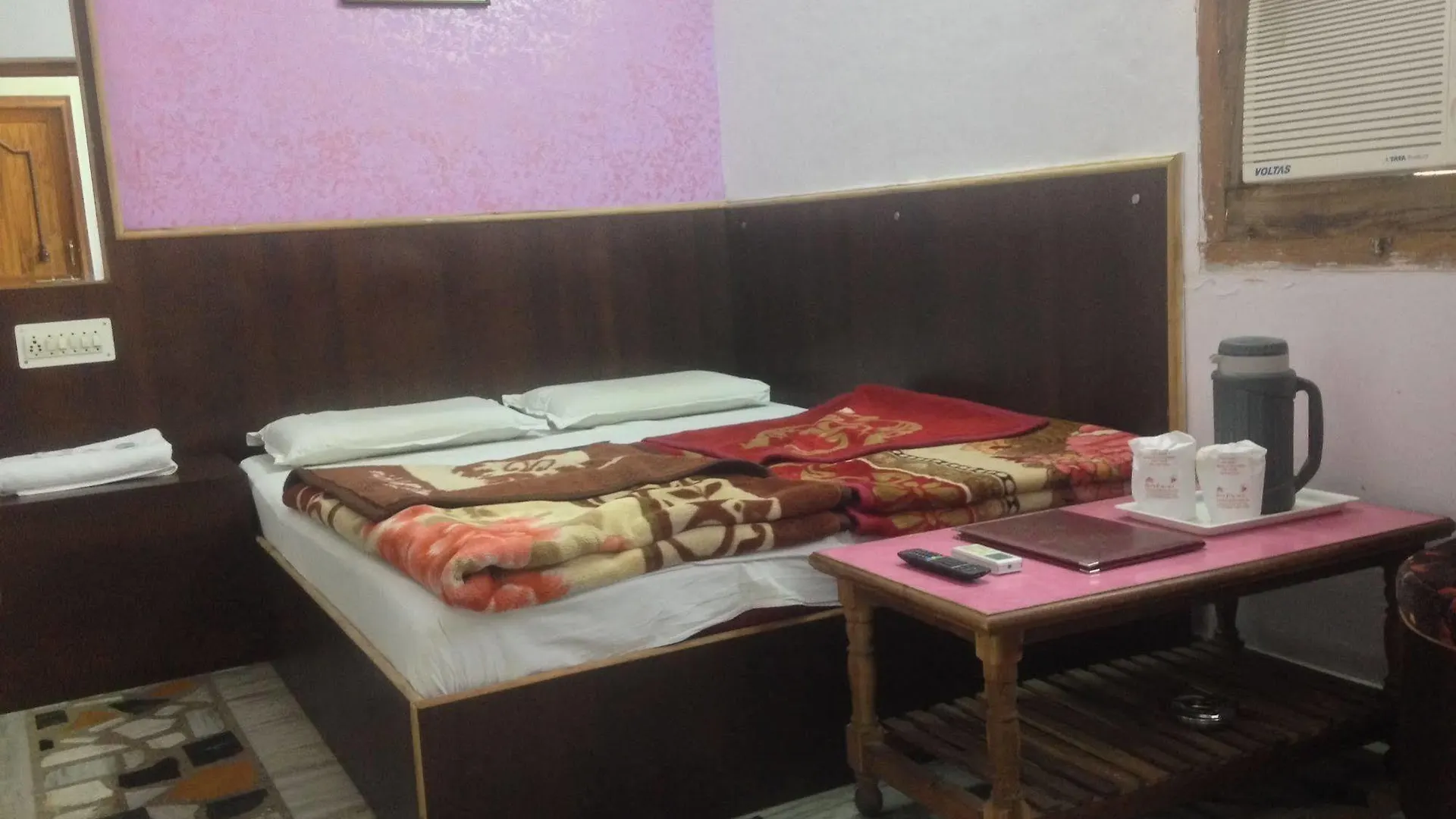 ***  Hotel Udai Palace - Centrally Located Budget Family Stay Udaipur Índia